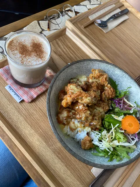 ILZA JAPANESE CAFE DOCKLANDS