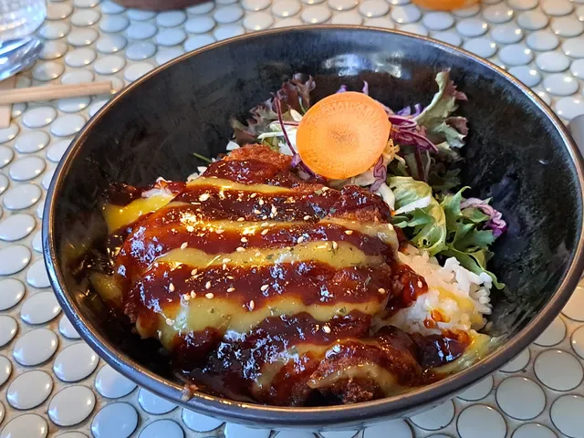 ILZA JAPANESE CAFE DOCKLANDS