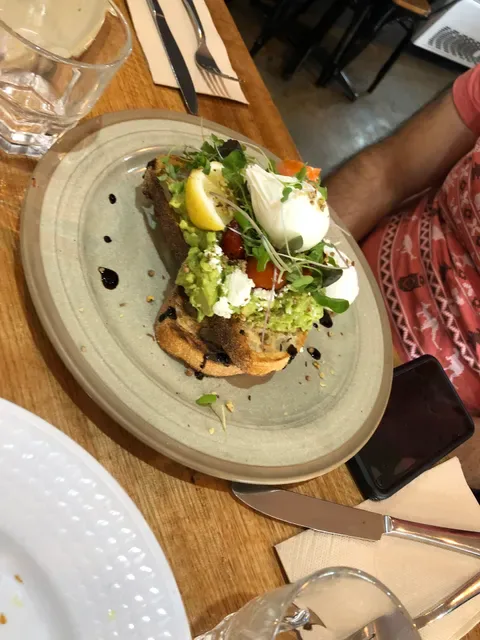 7 Origins Cafe