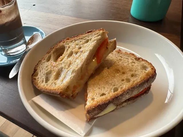 7 Origins Cafe