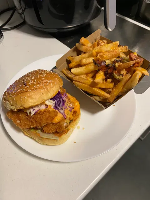 Burger Plus Geelong