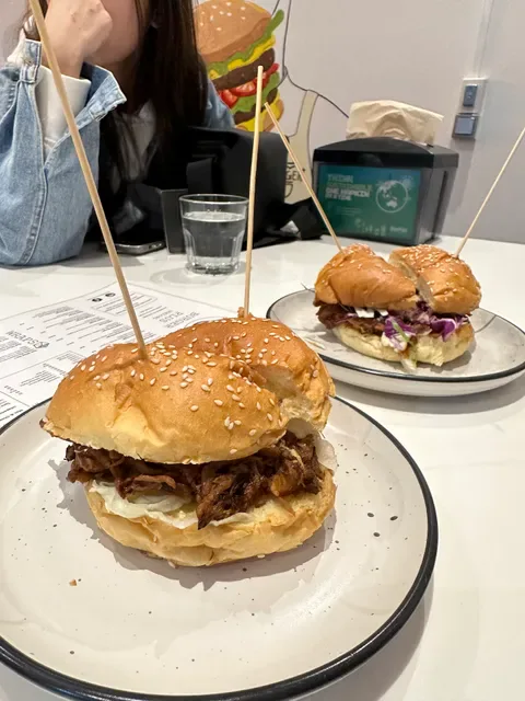 Burger Plus Geelong
