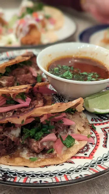 El Santo de los Tacos