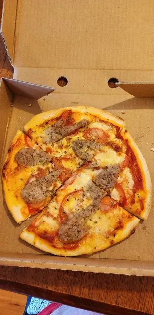 El Toro Pizza & Restaurant