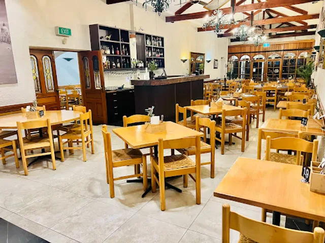 El Toro Pizza & Restaurant