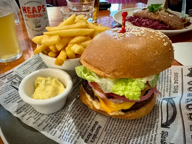 Elephant & Castle Hotel