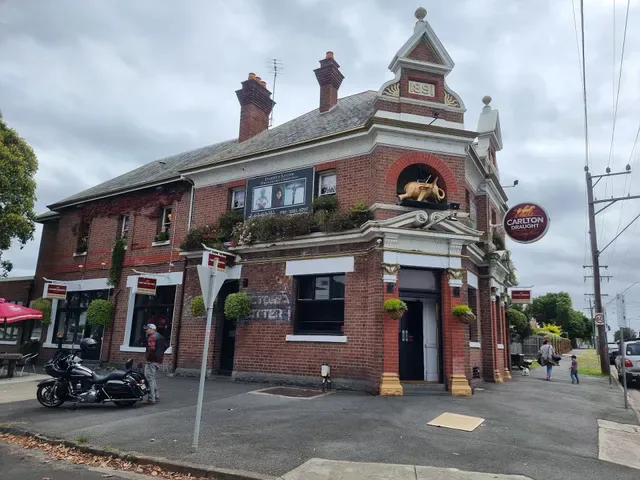 Elephant & Castle Hotel