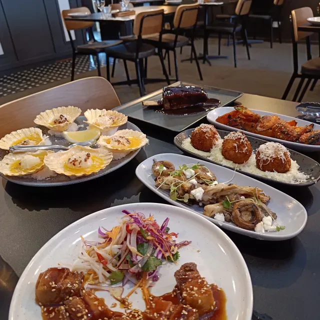 EMERGE STEAKHOUSE