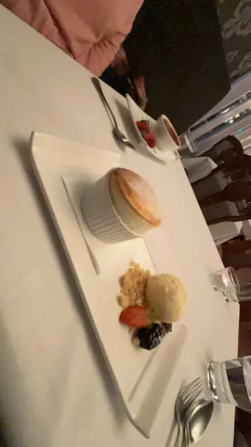 Frenchy's Bistrot at Empire Grill