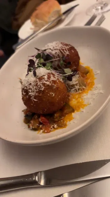 Frenchy's Bistrot at Empire Grill