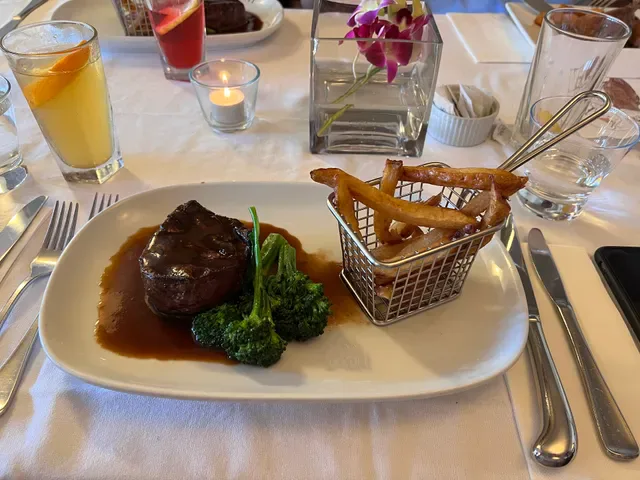 Frenchy's Bistrot at Empire Grill