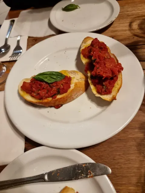 Lipari Cafe Bar Restaurant