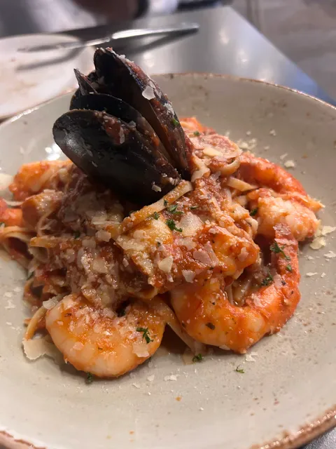 Mavs Greek Restaurant