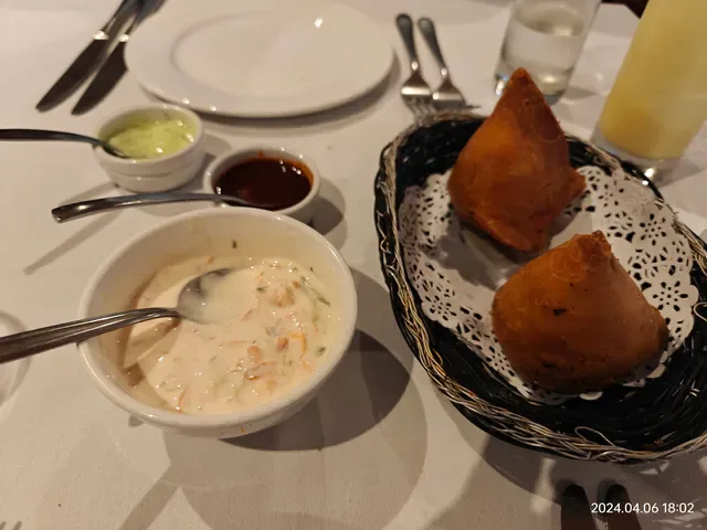 Grand Guru Indian Restaurant