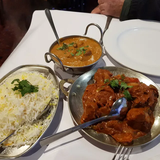 Grand Guru Indian Restaurant