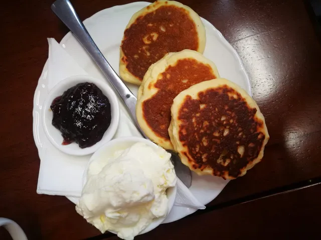 Glenrowan Dad & Dave's Billy Tea Rooms & Accommodation
