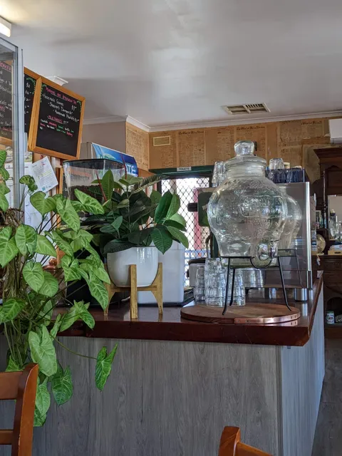 Glenrowan Dad & Dave's Billy Tea Rooms & Accommodation