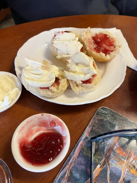 Glenrowan Dad & Dave's Billy Tea Rooms & Accommodation