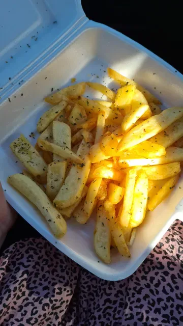 Euro Bites Greek Eatery