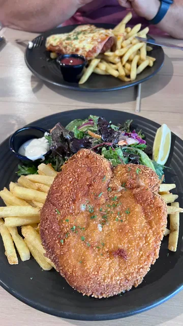 Sandstone & Co Cafe & Restaurant
