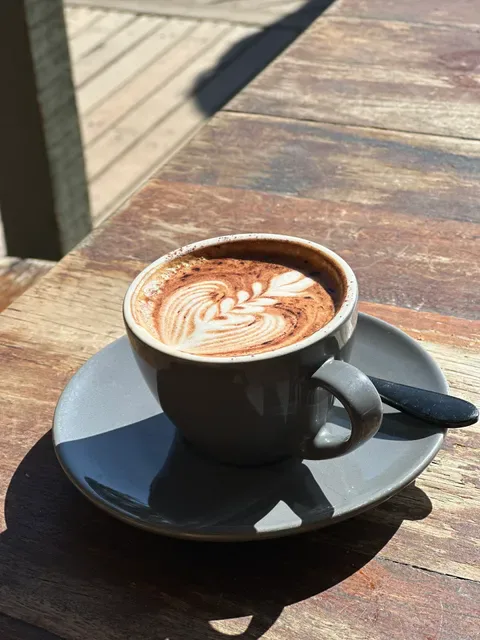Livefast Cafe