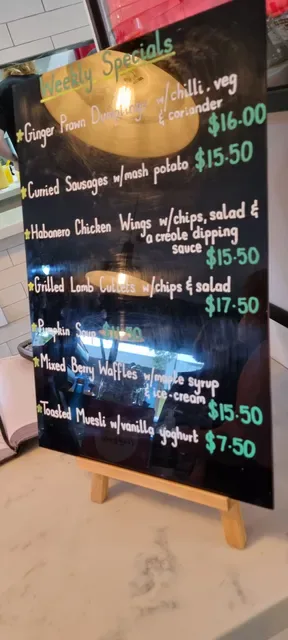 Woodys Cafe