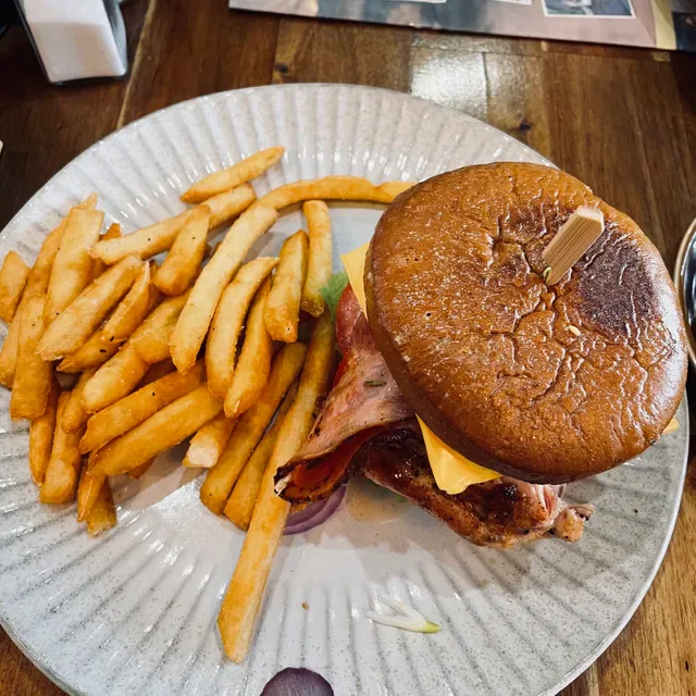 Woodys Cafe