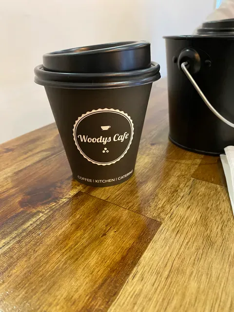 Woodys Cafe