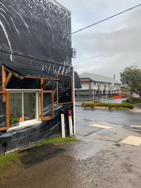 The Local Inverloch