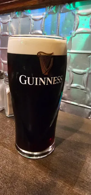MacNamara's Irish Pub