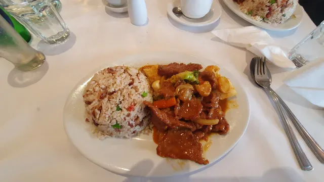 Rainbow Palace Chinese Restaurant