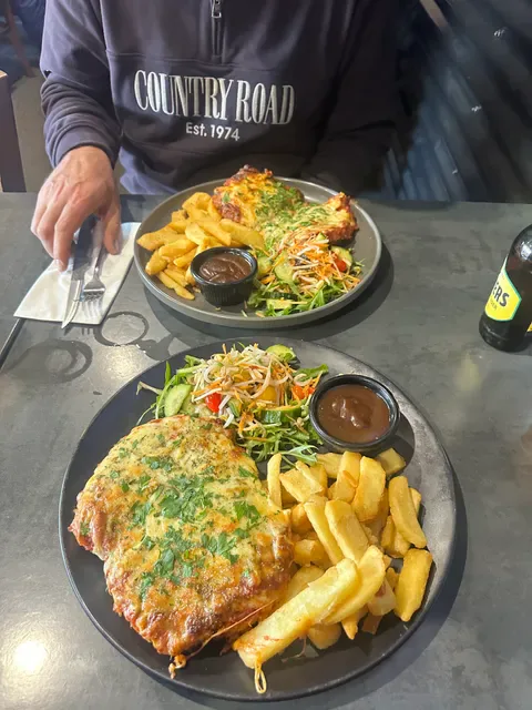 The Korumburra Middle Hotel