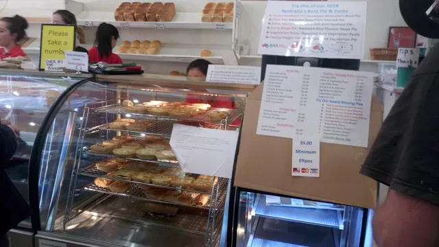 Country Cob Bakery - Kyneton