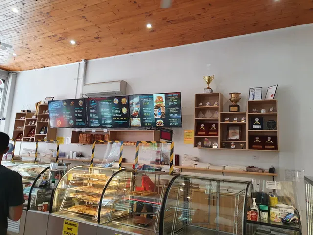 Country Cob Bakery - Kyneton