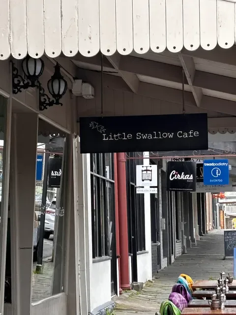 Little Swallow Cafe