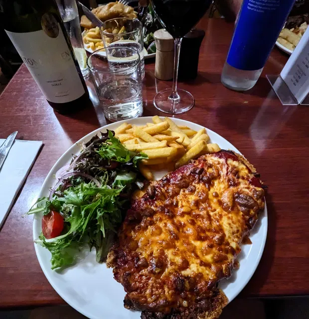 The Albion Hotel Kyneton