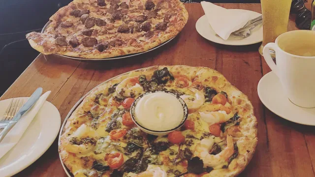 The Pizza & Wine Club
