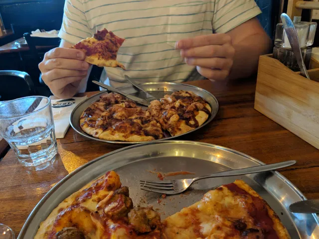 The Pizza & Wine Club