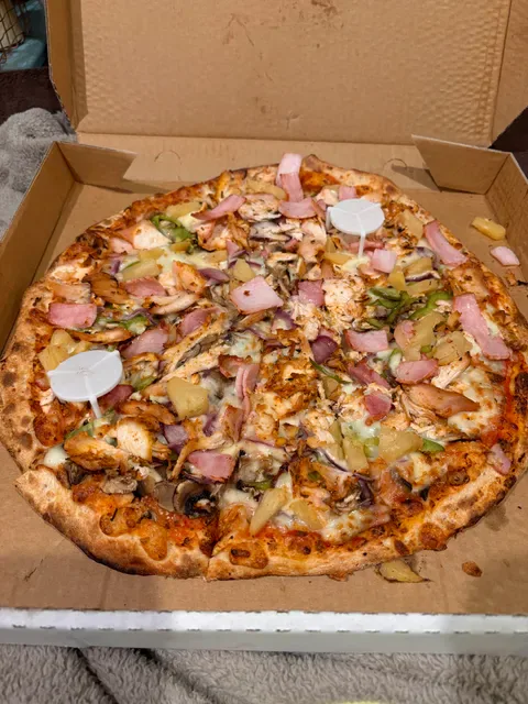 The Pizza & Wine Club