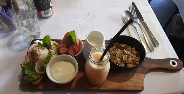 Eclectic Tastes Cafe & Pantry