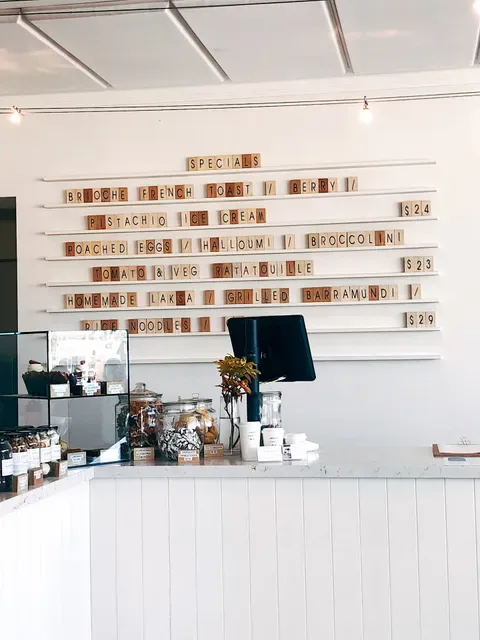 Albert & Co