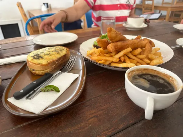 Boatshed Food & Wine