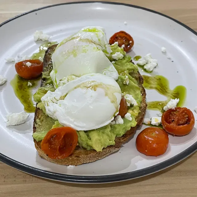 Salty Groms Cafe