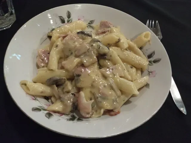 Serafinos Blue Lounge Pizzeria