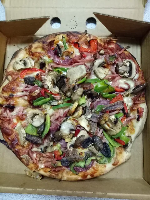 Serafinos Blue Lounge Pizzeria
