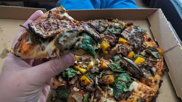 Town & Country Pizza and Pasta Leopold