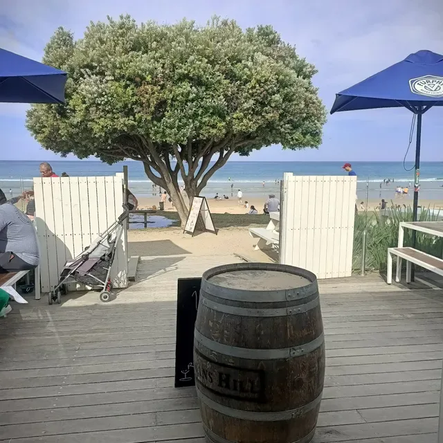 Almyra Restaurant & Bar Lorne