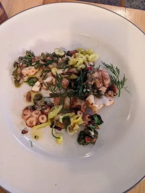 IPSOS Restaurant & Bar