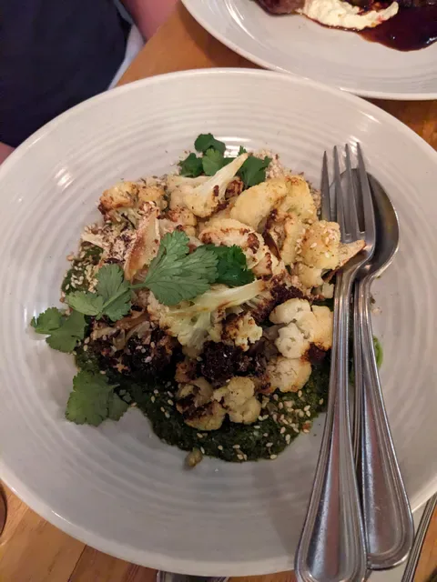IPSOS Restaurant & Bar