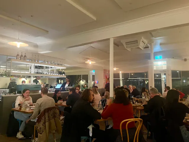 IPSOS Restaurant & Bar